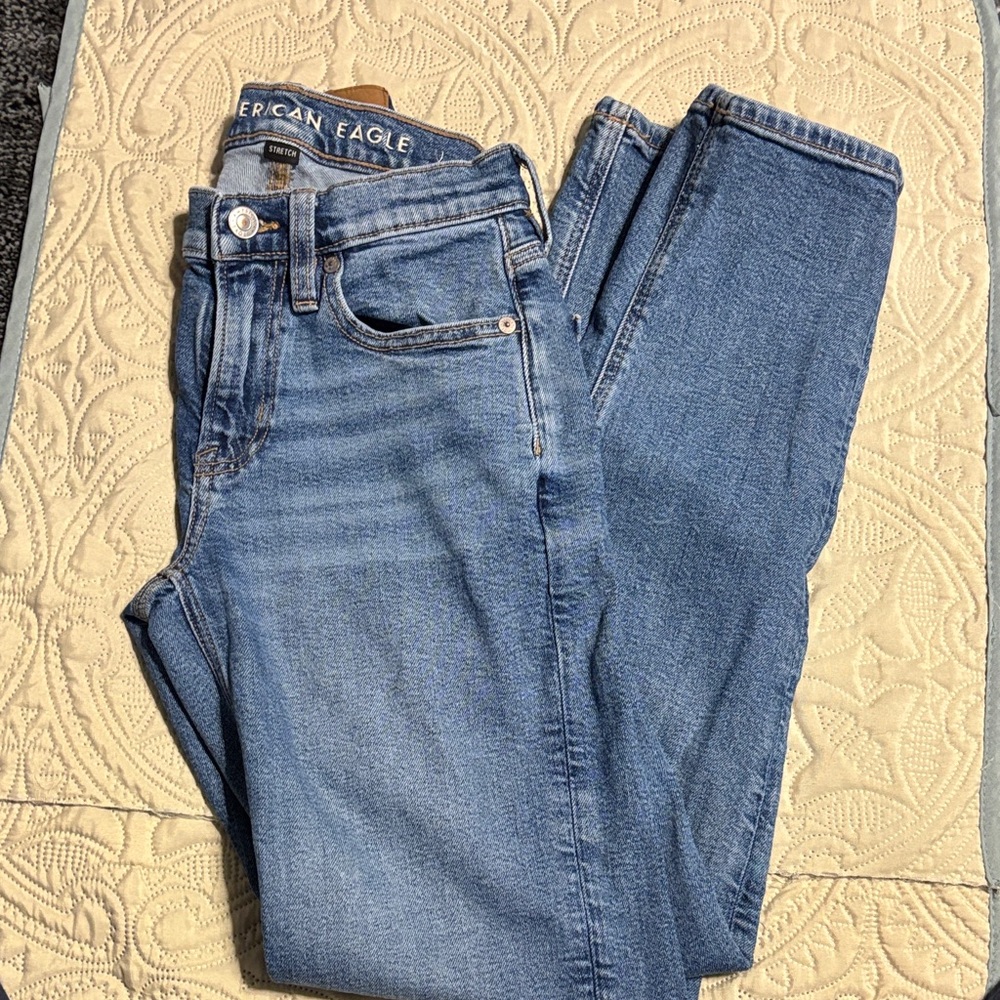 American Eagle Outfitters Women's High Rise Light Blue Jeans